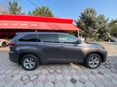 Фото авто Toyota Highlander