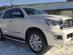 Фото авто Toyota Sequoia