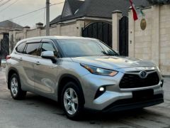 Photo of the vehicle Toyota Highlander