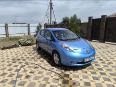 Фото авто Nissan Leaf