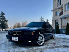 Photo of the vehicle BMW 5 Series