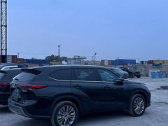 Сүрөт унаа Toyota Highlander