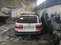 Photo of the vehicle Toyota Carina