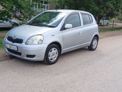 Фото авто Toyota Vitz