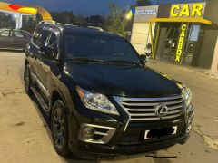 Photo of the vehicle Lexus LX