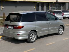 Photo of the vehicle Toyota Estima