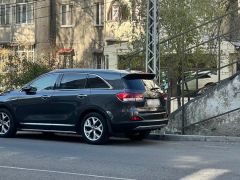 Сүрөт унаа Kia Sorento