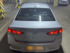 Photo of the vehicle Hyundai Sonata