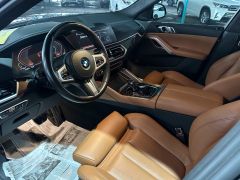 Photo of the vehicle BMW X6