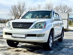 Photo of the vehicle Lexus GX