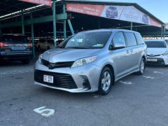 Сүрөт унаа Toyota Sienna