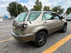 Photo of the vehicle Lexus RX