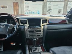 Сүрөт унаа Lexus LX