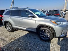 Сүрөт унаа Toyota Highlander