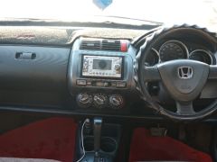 Фото авто Honda Fit