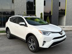 Сүрөт унаа Toyota RAV4