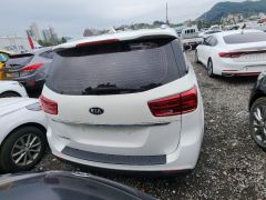 Фото авто Kia Carnival