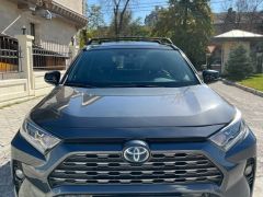 Сүрөт унаа Toyota RAV4