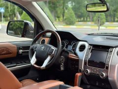 Photo of the vehicle Toyota Tundra