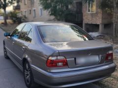 Photo of the vehicle BMW 5 Series