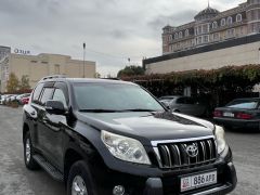 Сүрөт унаа Toyota Land Cruiser Prado