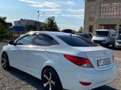 Сүрөт унаа Hyundai Solaris