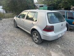 Фото авто Volkswagen Golf