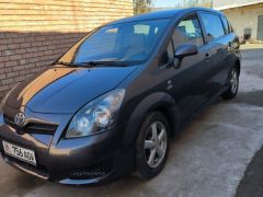 Сүрөт унаа Toyota Corolla Verso