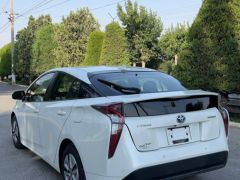 Сүрөт унаа Toyota Prius