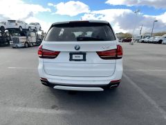 Photo of the vehicle BMW X5