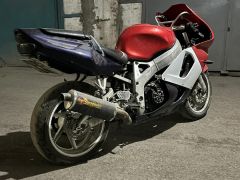 Photo of the vehicle Honda CBR 900