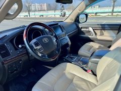 Сүрөт унаа Toyota Land Cruiser