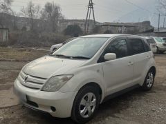 Сүрөт унаа Toyota Ist