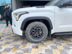 Сүрөт унаа Toyota Sequoia