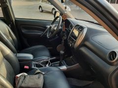 Сүрөт унаа Toyota RAV4