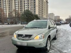 Photo of the vehicle Lexus RX