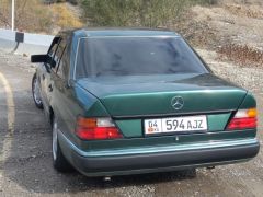 Photo of the vehicle Mercedes-Benz W124