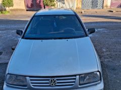 Photo of the vehicle Volkswagen Vento