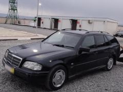 Сүрөт унаа Mercedes-Benz C-Класс