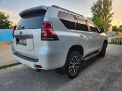 Сүрөт унаа Toyota Land Cruiser Prado