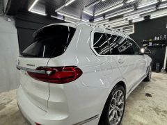 Фото авто BMW X7