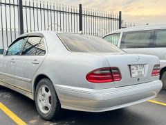 Photo of the vehicle Mercedes-Benz E-Класс