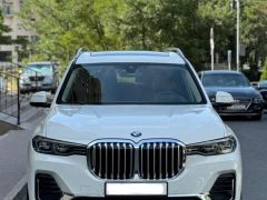 Фото авто BMW X7