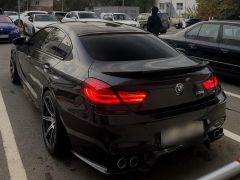 Photo of the vehicle BMW M6