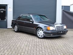 Photo of the vehicle Mercedes-Benz W124