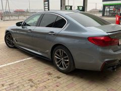 Photo of the vehicle BMW 5 Series