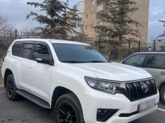 Сүрөт унаа Toyota Land Cruiser Prado