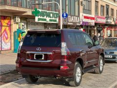 Photo of the vehicle Lexus GX