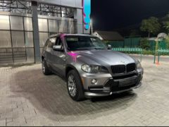 Photo of the vehicle BMW X5