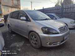 Фото авто Toyota Ipsum